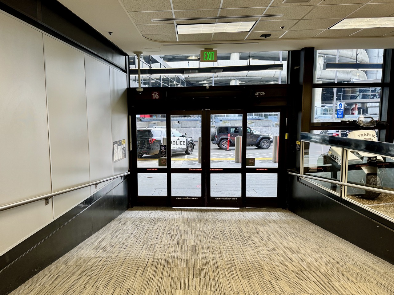 Seattle Airport Pickup: Shuttles &amp; Transfer | Uber